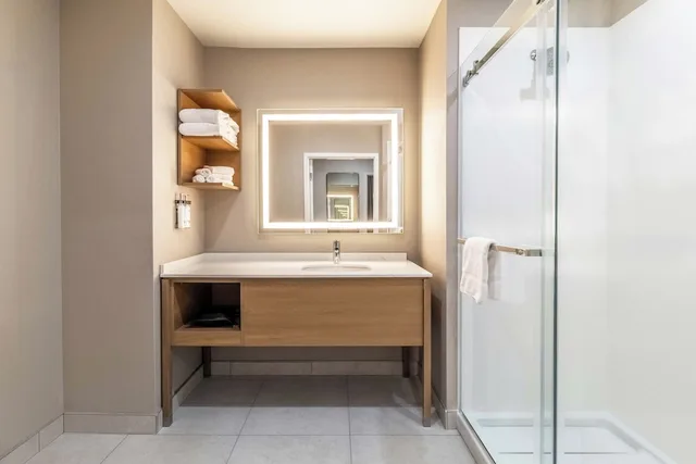 جناح بسرير كينج بغرفة نوم واحدة بمطبخ، Staybridge Suites Halifax Dartmouth by IHG 7/10