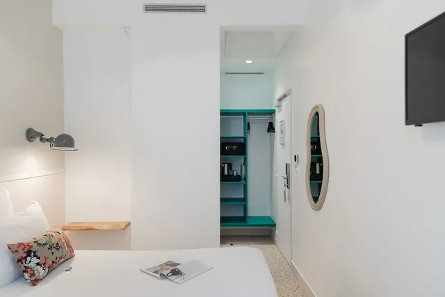 غرفة سوبيريور بسريرين منفصلين، HOTEL DES CANETTES 3/5