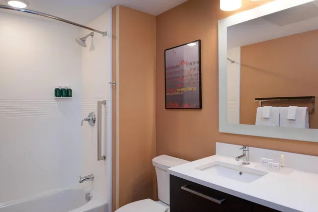 استوديو بسرير كوين، Towneplace Suites By Marriott Grand Rapids Airport 4/7
