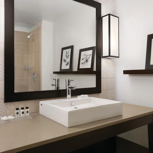 Open Plan, Suite, King Bed, Sofa، Country Inn and Suites By Radisson Belleville ON 5/5