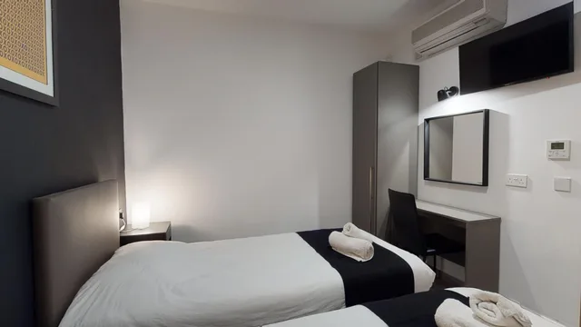 غرفة قياسية بسرير مزدوج، Block Hotel Rooms and Aparments 1/3