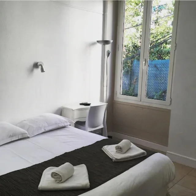 غرفة بسرير مزدوج بحمام مشترك، Danemark Nice 2/4