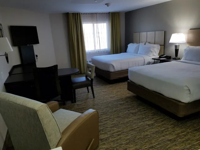 جناح استوديو بسريرين كوين لذوي الإعاقة، CANDLEWOOD SUITES KANSAS CITY - INDEPENDENCE 1/1