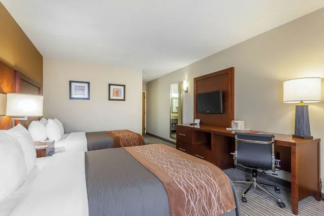 غرفة بسريرين مزدوجين، Comfort Inn Hall Of Fame 3/3