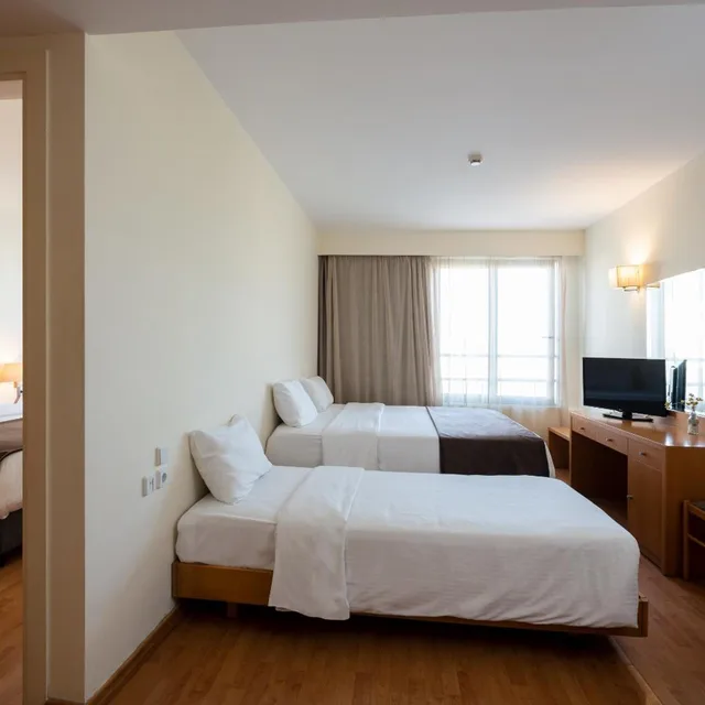شقة عائلية، Angela Downtown Hotel 1/6