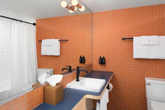 Standard, King Bed, Mountain View, Balcony, Greenes Motel Boone 4/5