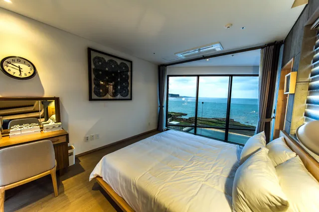 دوبلكس بسرير كينج، Zen Hideawayatjeju 1/2