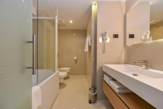 غرفة بسرير مزدوج أو سريرين منفصلين بشرفة، Hotel Osejava 2/3