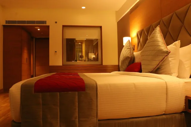 Premium, King Bed, Ramada Darjeeling Gandhi Road 4/5