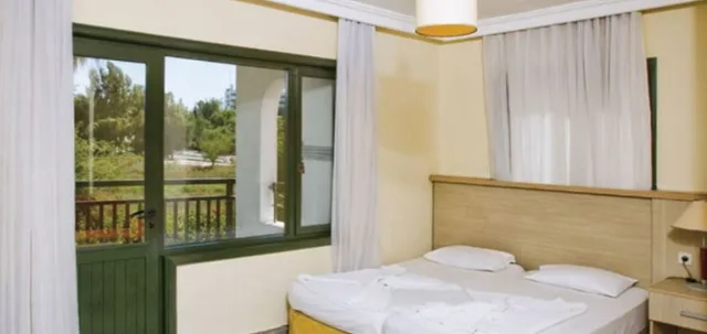 غرفة قياسية بسرير مزدوج، Sural Garden 3/4