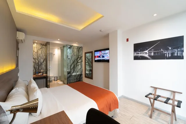غرفة سوبيريور بسرير مزدوج، SHG Bogota 100 Design Hotel 1/4