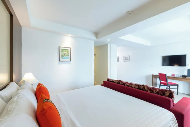جناح بسرير كينج، Movenpick Suriwongse Hotel Chiang Mai 1/8