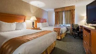 غرفة بسريرين كوين بحوض استحمام لذوي الإعاقة، Best Western Davison Inn 6/10