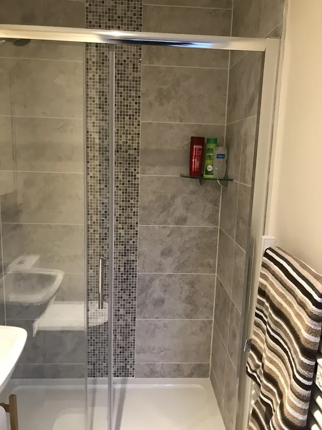 Room, Double Bed, Shared Bathroom, Sage House 4/4