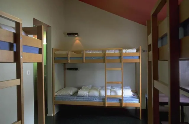 Standard, Sextuple, 3 Bunk Beds, Private Bathroom، Youth Hostel Zermatt 7/7