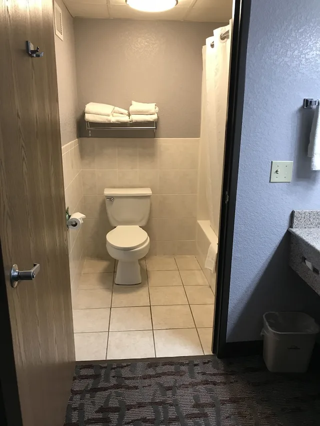 غرفة بسرير كينج، AmericInn by Wyndham Ankeny/Des Moines 3/4