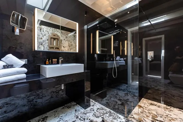suite, sauna، Palazzo Della Scala 5/5