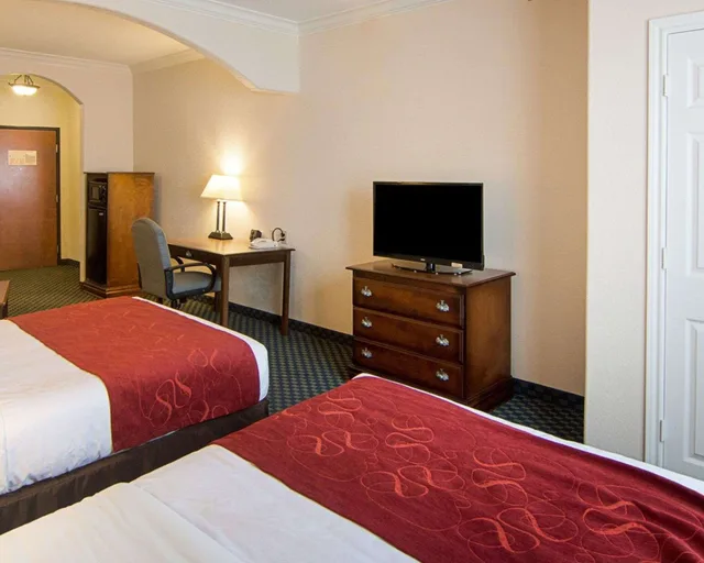جناح بسريرين كوين، Comfort Suites Tomball Medical Center, TX 3/8