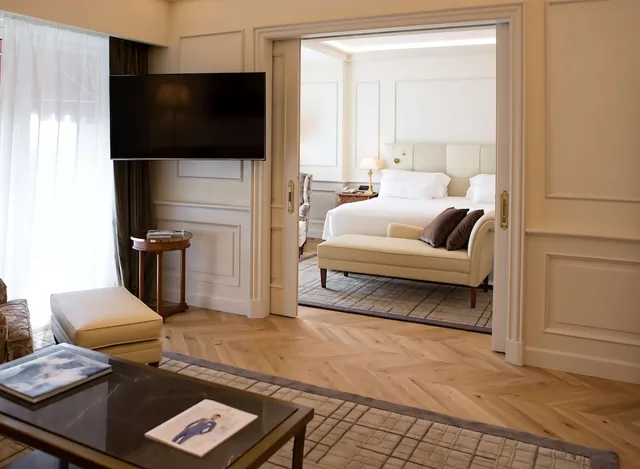 جناح ركني بسرير كينج بإطلالة على المتنزه، Parco Dei Principi Grand Hotel & Spa 2/3