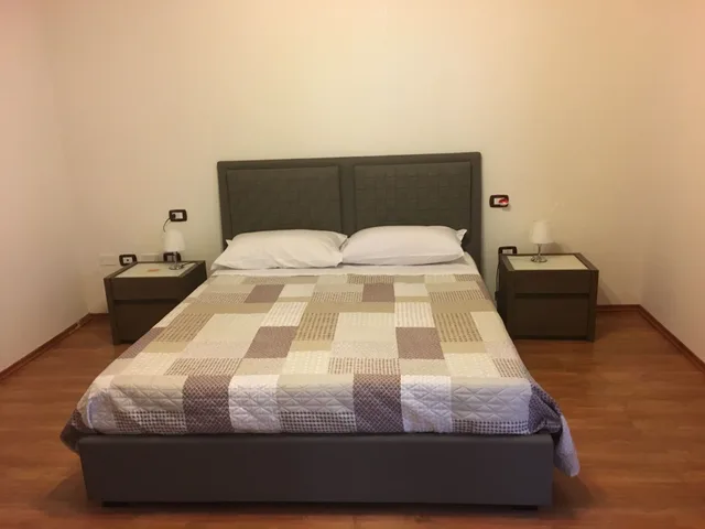 Deluxe, Triple, 1 Queen and 1 Single Bed, Stelmalù 1/2