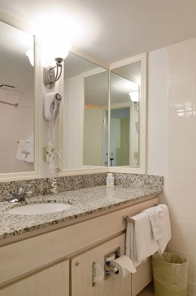 Superior, 2 Queen Beds, Ocean View, Kitchen, Bahama House 7/7