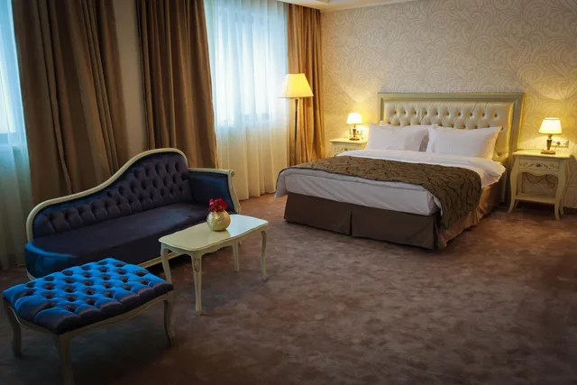Superior, Double Bed, Roman By Dumbrava 4/7