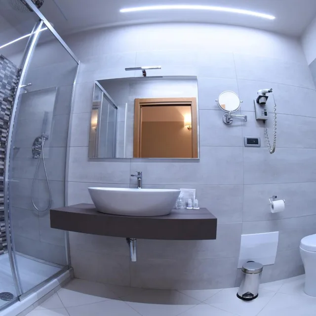 غرفة سوبيريور بسرير مزدوج، Hotel Niagara 6/8