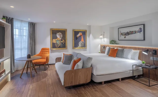 The Level, Junior Suite, King Bed, Sofa, Executive Lounge Access، The Level At The Melia White House 1/10