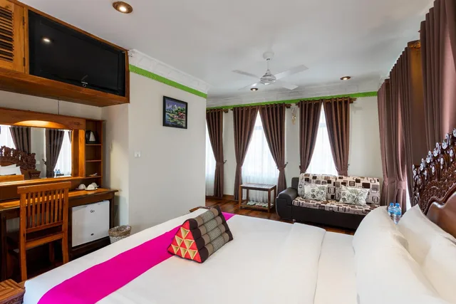Deluxe, Double Bed, Okay Palace Hotel 2/10