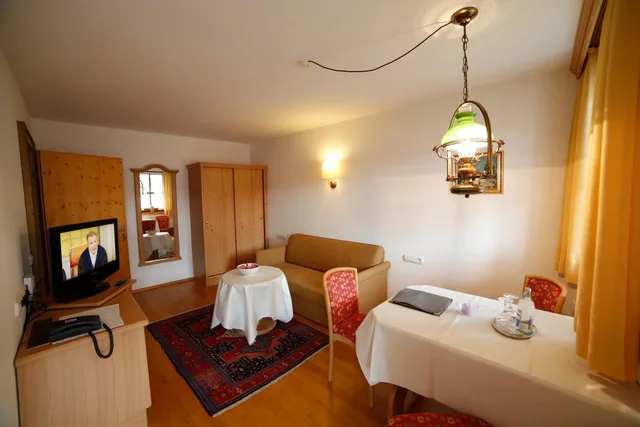 شقة، Hotel Oberschmied 4/8