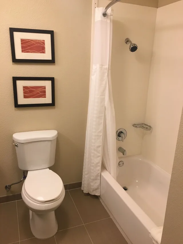 غرفة قياسية بسرير كينج، Comfort Inn & Suites Rocklin - Roseville 6/6