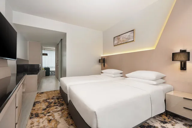 استوديو بسريرين منفصلين مع أريكة، Hyatt Place Bangkok Sukhumvit 1 1/4