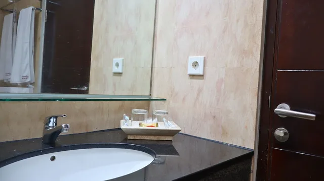 غرفة سوبيريور بسرير مزدوج، AMALIA HOTEL 3/4