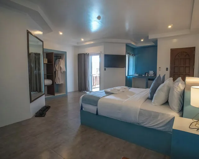 Family, King Bed, 2 Sofa, Terrace, Corner, Amihan Resort 1/5