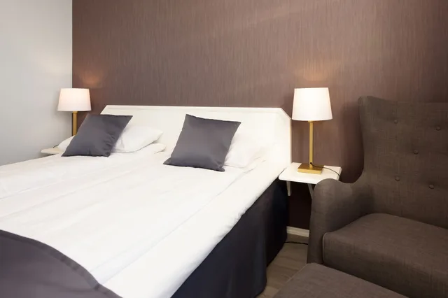 غرفة قياسية بسرير مزدوج، Home Hotel Grand, Gjovik 6/8