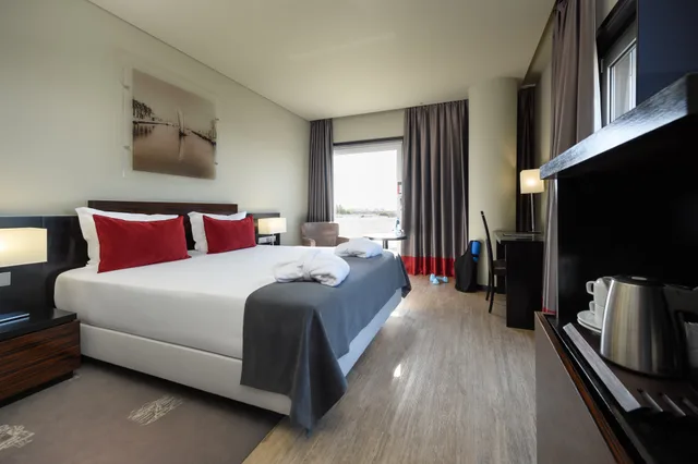 Melia, Standard, Single, Melia Ria Aveiro 4/10