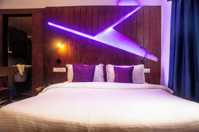 غرفة كلاسيكية بسرير كوين، Hôtel Villa Les Orchidées 1/3