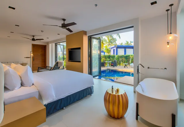 فيلا بريميير بسرير مزدوج بمسبح خاص، Azaya Beach Resort Goa 1/2
