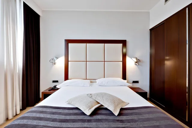 غرفة بزنس بسرير مزدوج، ITALIANA HOTELS COSENZA 3/7