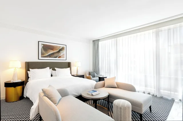 جناح جونيور بسرير كينج، Fairmont La Marina Rabat-Salé 6/8