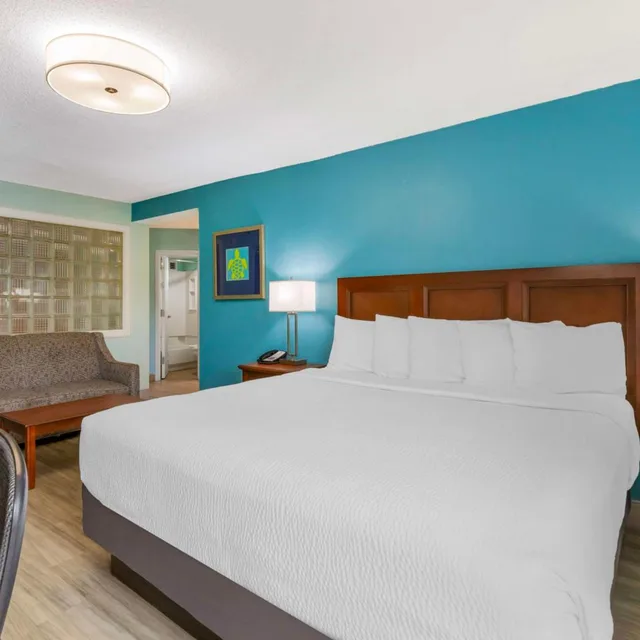 غرفة كبيرة بسرير كينج، Best Western Plus Myrtle Beach @ Intracoastal 1/4