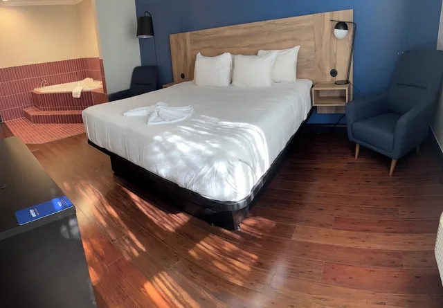 جناح بسرير كينج، Park Inn by Radisson Sydney, NS 3/6