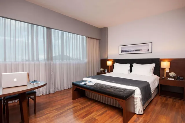 غرفة ديلوكس بسرير مزدوج، Golden Tulip Porto Vitoria 2/9
