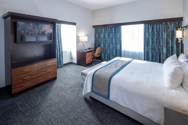 جناح رئاسي، Akwesasne Mohawk Casino Resort 3/7