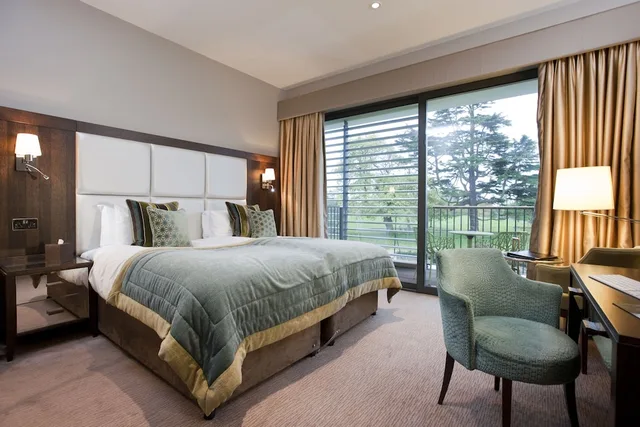 غرفة سوبيريور بسرير كينج، Wivenhoe House 2/3