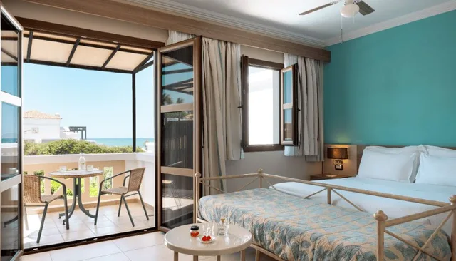 Bungalow, Double Bed, Lateral Side Sea View، Mitsis Royal Mare 2/2