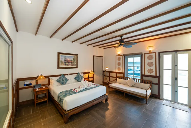 Room, King Bed, Pool Access، Mybanlao Hotel 5/10