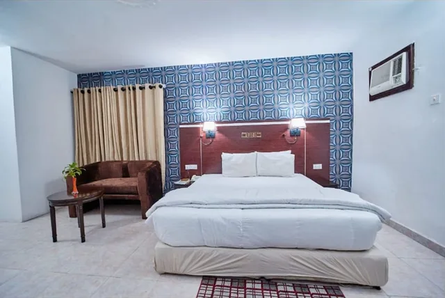 جناح بزنس بسرير كوين، Eemjm Hotels And Suites Limited 3/6