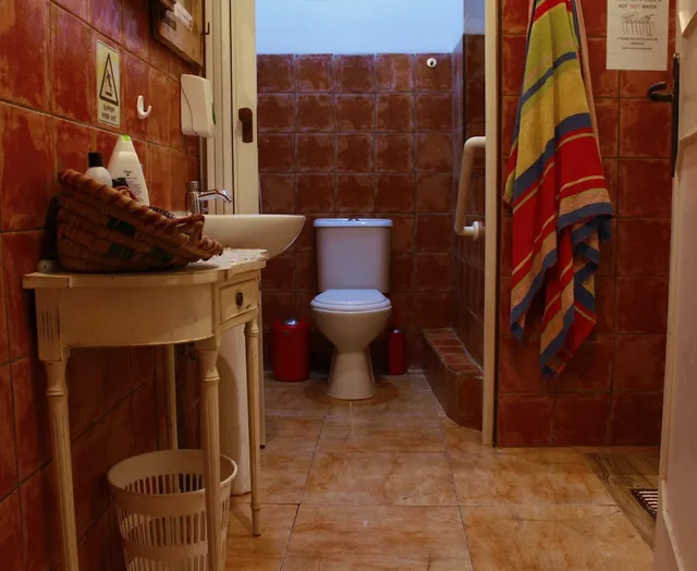 سكن مشترك مختلط بثمانية أسرّة، Hostel Malti 1/1