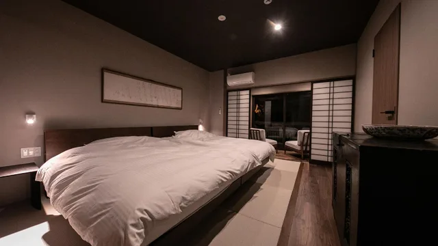 جناح ياباني بإطلالة على الجبل بجاكوزي، Yufunogo Saigakukan 1/1